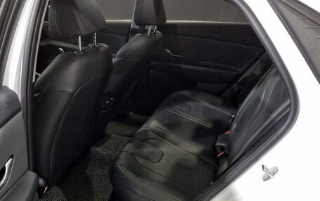 Hyundai Avante, 2023 год, 1 390 000 рублей, 10 фотография