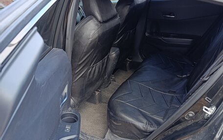 Toyota C-HR I рестайлинг, 2018 год, 1 900 000 рублей, 6 фотография