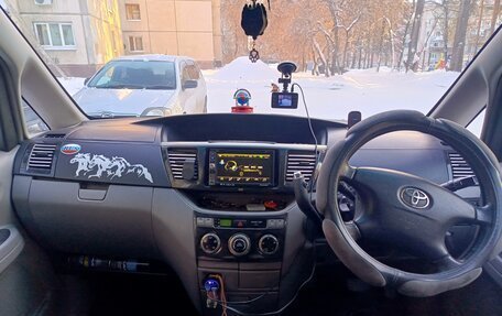 Toyota Noah III, 2001 год, 850 000 рублей, 11 фотография