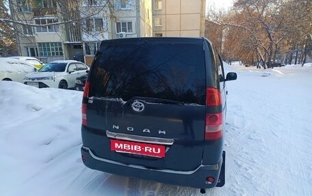 Toyota Noah III, 2001 год, 850 000 рублей, 5 фотография