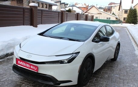 Toyota Prius IV XW50, 2024 год, 2 838 297 рублей, 2 фотография