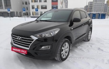 Hyundai Tucson III, 2019 год, 2 300 000 рублей, 2 фотография