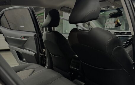 Toyota Camry, 2019 год, 2 950 000 рублей, 18 фотография