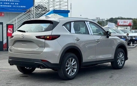 Mazda CX-5 II, 2025 год, 2 315 017 рублей, 6 фотография
