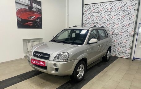 Hyundai Tucson III, 2007 год, 696 000 рублей, 1 фотография