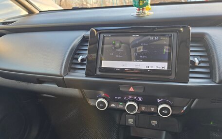 Honda Fit, 2020 год, 1 080 000 рублей, 12 фотография