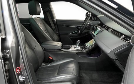 Land Rover Range Rover Evoque II, 2020 год, 2 400 000 рублей, 5 фотография