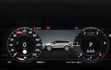 Land Rover Range Rover Evoque II, 2020 год, 2 400 000 рублей, 10 фотография