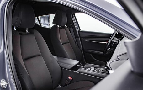 Mazda 3, 2019 год, 2 290 000 рублей, 13 фотография