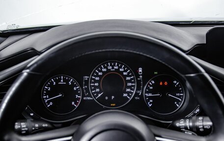 Mazda 3, 2019 год, 2 290 000 рублей, 19 фотография