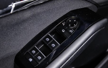 Mazda 3, 2019 год, 2 290 000 рублей, 25 фотография