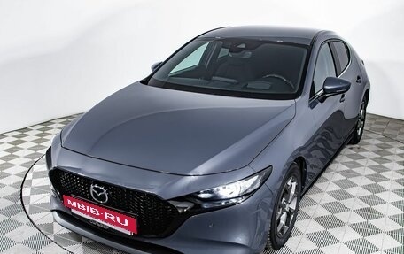 Mazda 3, 2019 год, 2 290 000 рублей, 11 фотография