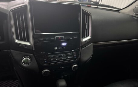 Toyota Land Cruiser 200, 2012 год, 3 450 000 рублей, 4 фотография