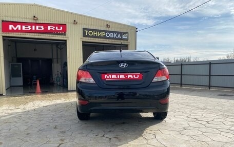 Hyundai Solaris II рестайлинг, 2013 год, 855 000 рублей, 6 фотография