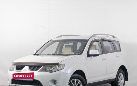 Mitsubishi Outlander III рестайлинг 3, 2007 год, 1 049 000 рублей, 4 фотография