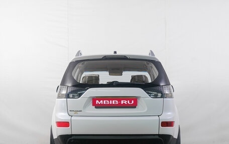 Mitsubishi Outlander III рестайлинг 3, 2007 год, 1 049 000 рублей, 6 фотография