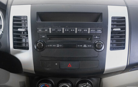 Mitsubishi Outlander III рестайлинг 3, 2007 год, 1 049 000 рублей, 18 фотография