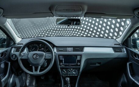 Skoda Rapid I, 2018 год, 990 000 рублей, 14 фотография