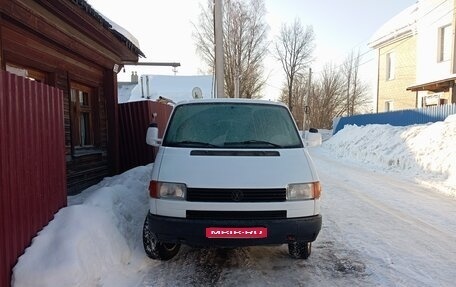 Volkswagen Transporter T4, 1995 год, 650 000 рублей, 1 фотография