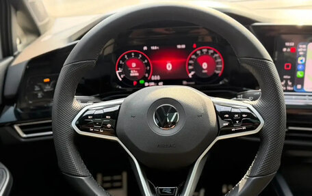 Volkswagen Golf VIII, 2022 год, 2 120 000 рублей, 11 фотография