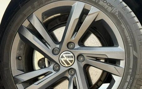 Volkswagen Golf VIII, 2022 год, 2 120 000 рублей, 15 фотография