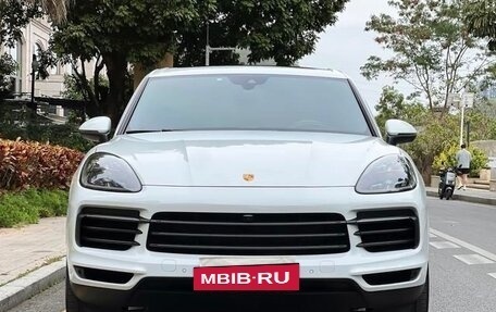 Porsche Cayenne III, 2022 год, 11 270 000 рублей, 2 фотография