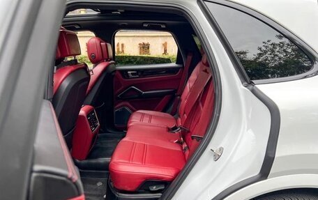 Porsche Cayenne III, 2022 год, 11 270 000 рублей, 12 фотография