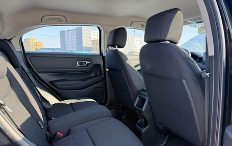 Honda Vezel, 2022 год, 1 850 000 рублей, 9 фотография