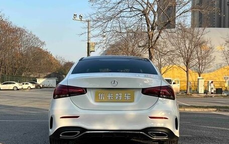 Mercedes-Benz A-Класс, 2021 год, 1 850 000 рублей, 5 фотография