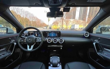 Mercedes-Benz A-Класс, 2021 год, 1 850 000 рублей, 12 фотография