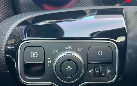 Mercedes-Benz A-Класс, 2021 год, 1 850 000 рублей, 16 фотография