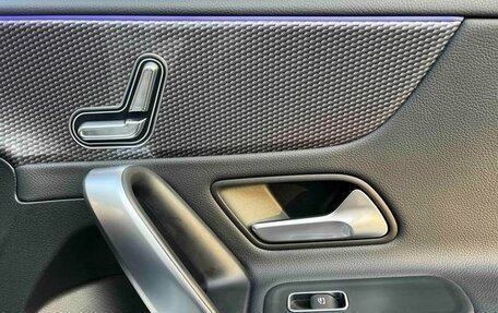 Mercedes-Benz A-Класс, 2021 год, 1 850 000 рублей, 19 фотография