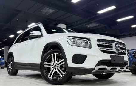 Mercedes-Benz GLB, 2021 год, 2 600 000 рублей, 7 фотография