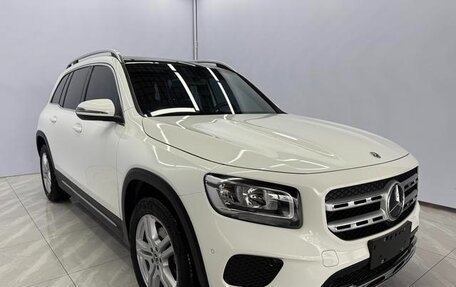 Mercedes-Benz GLB, 2021 год, 2 500 000 рублей, 3 фотография