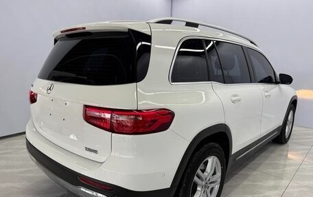 Mercedes-Benz GLB, 2021 год, 2 500 000 рублей, 4 фотография