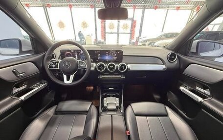 Mercedes-Benz GLB, 2021 год, 2 500 000 рублей, 9 фотография