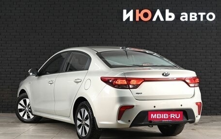 KIA Rio IV, 2019 год, 1 380 000 рублей, 4 фотография