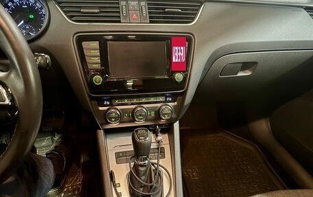 Skoda Octavia, 2016 год, 1 800 000 рублей, 19 фотография