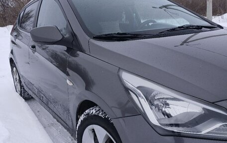 Hyundai Solaris II рестайлинг, 2014 год, 720 000 рублей, 5 фотография