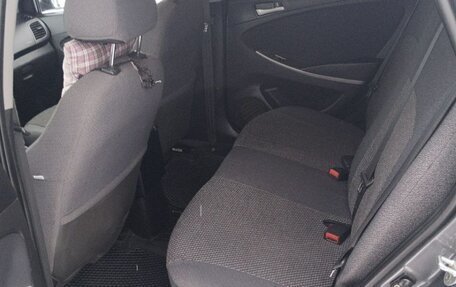 Hyundai Solaris II рестайлинг, 2014 год, 720 000 рублей, 14 фотография