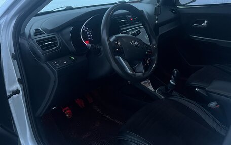 KIA Rio III рестайлинг, 2013 год, 750 000 рублей, 6 фотография