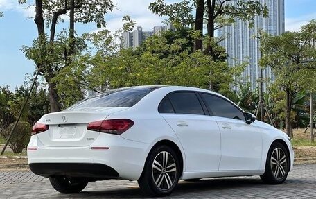 Mercedes-Benz A-Класс, 2022 год, 1 550 000 рублей, 4 фотография