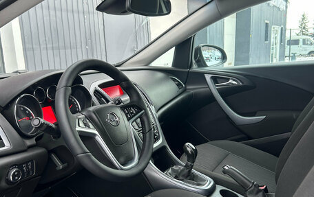 Opel Astra J, 2013 год, 680 000 рублей, 9 фотография