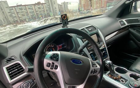 Ford Explorer VI, 2012 год, 1 500 000 рублей, 16 фотография