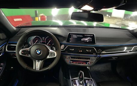 BMW 7 серия, 2018 год, 4 450 000 рублей, 10 фотография