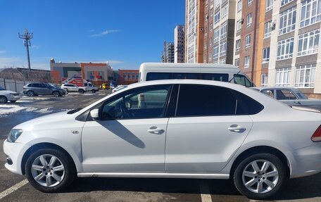 Volkswagen Polo VI (EU Market), 2013 год, 980 000 рублей, 3 фотография