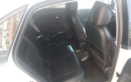 Volkswagen Polo VI (EU Market), 2013 год, 980 000 рублей, 11 фотография