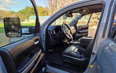 Toyota Tundra II, 2018 год, 6 500 000 рублей, 14 фотография