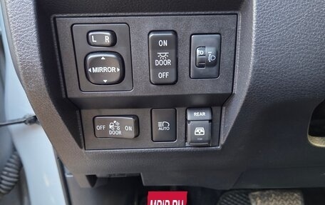 Toyota Tundra II, 2018 год, 6 500 000 рублей, 21 фотография