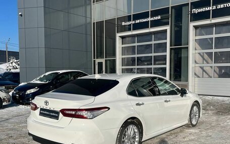 Toyota Camry, 2020 год, 2 798 000 рублей, 9 фотография